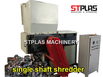 آلة تمزيق النفايات البلاستيكية أحادية المحور مع شفرة SKD-II لإعادة التدوير
